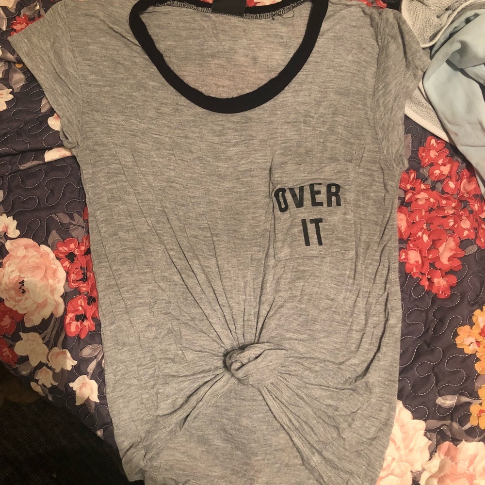 Tee